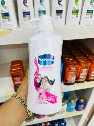 شامپو اصل صاف کننده و نرم کننده حجم ۶۵۰ میلی لیتر مدلsoft smooth