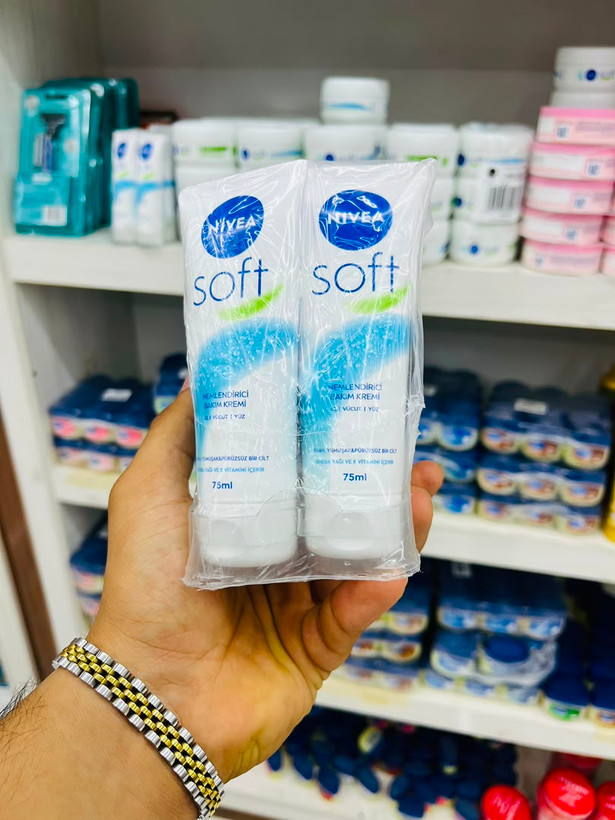 کرم مرطوبکننده نیوآ مدل Soft – سافت، مناسب صورت، دست و بدن