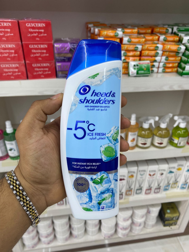شامپو ضد شوره هد اند شولدرز مدل Ice Fresh -5°C حاوی ۲ برابر منتول